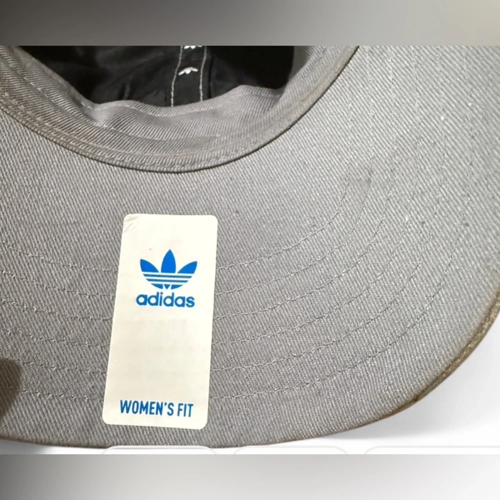 adidas Originals Gray Strapback Hat Women’s One Size Adjustable Baseball Cap